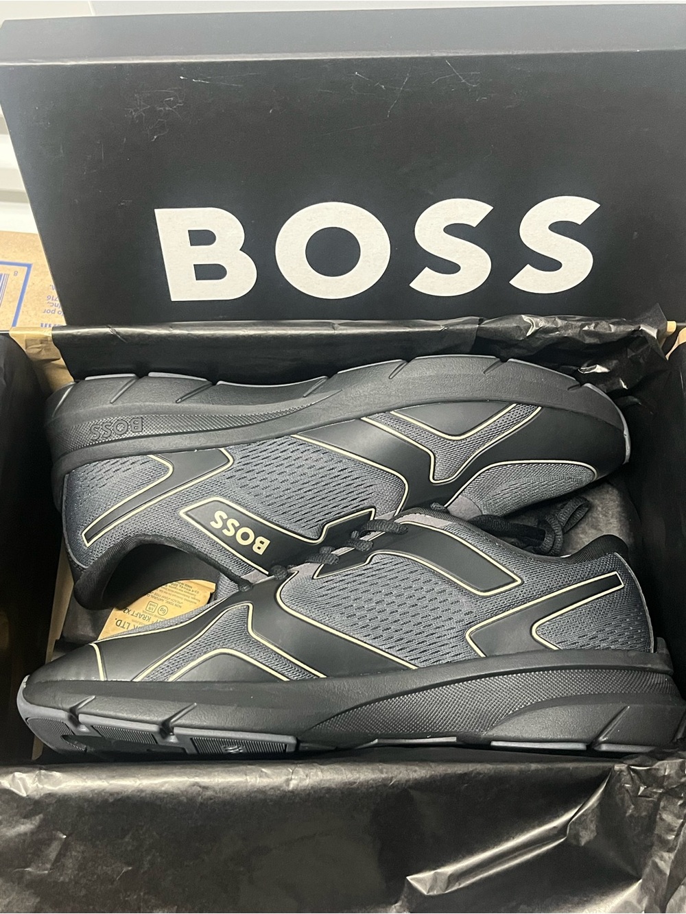 Hugo Boss Owen Run size 11
